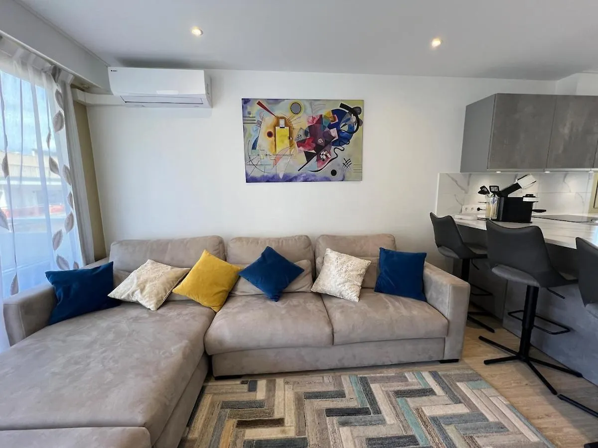 Apartment Sea View, Top Floor Facing Port Canto In Palm Beach Cannes France